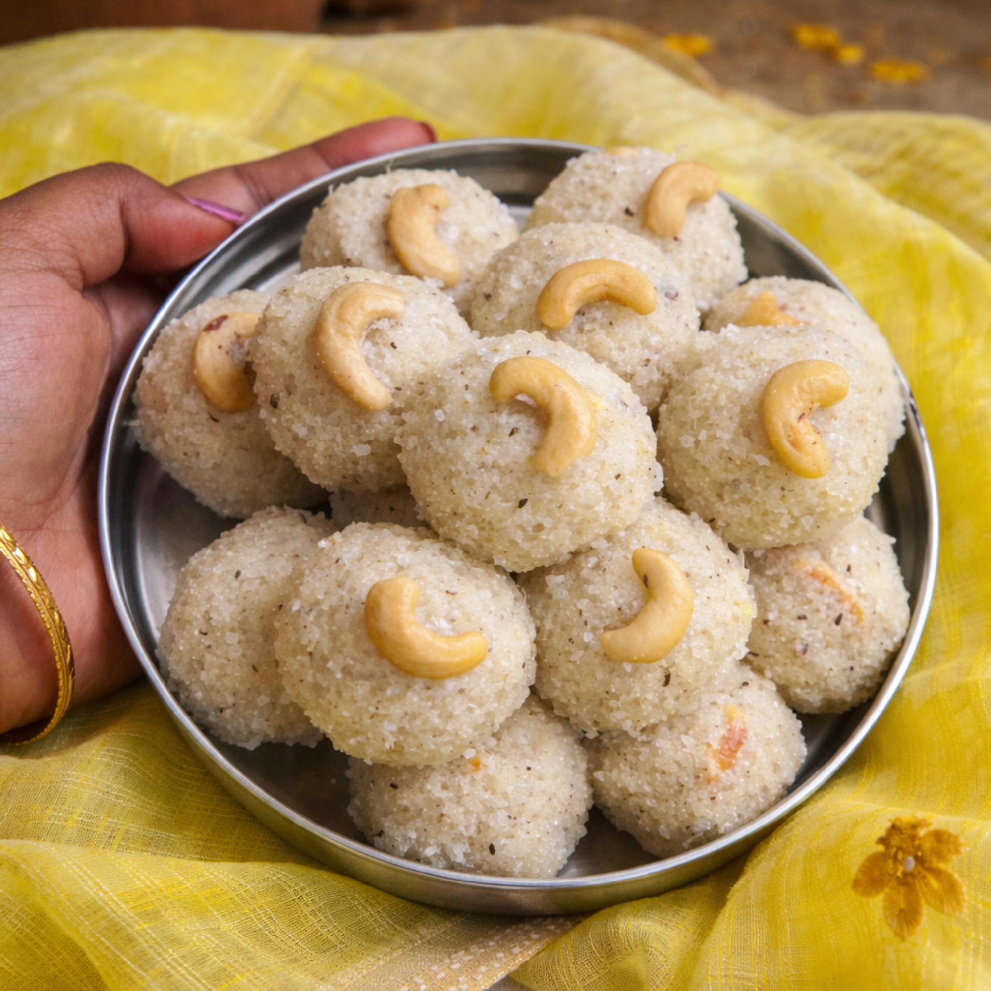 Rava Laddu